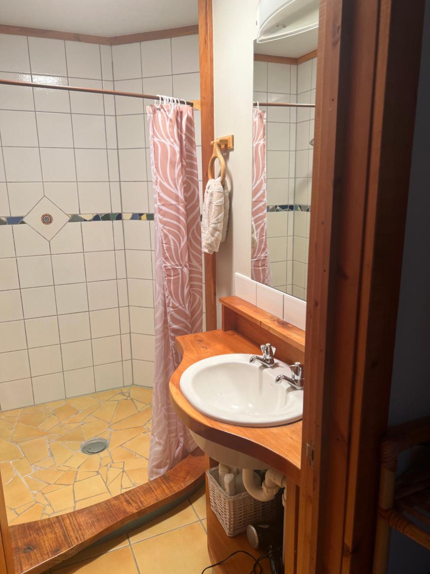 Reefers Apartment Kuaotunu Екстериор снимка